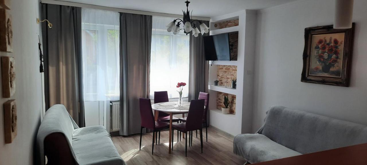 Apartamenty Eka Dom Goscinny 350M Do Plazy Реваль Екстер'єр фото
